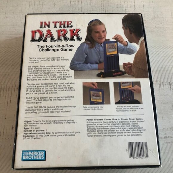 Vintage 1989 Parker Brothers In The Dark The Four in the Row Challenge Game - Picture 2 of 9